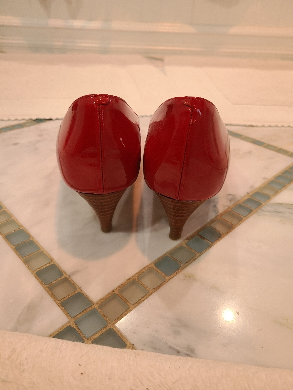 Cole Haan Red Patent Pointed-Toe Women's Pumps - Picture 3 of 6